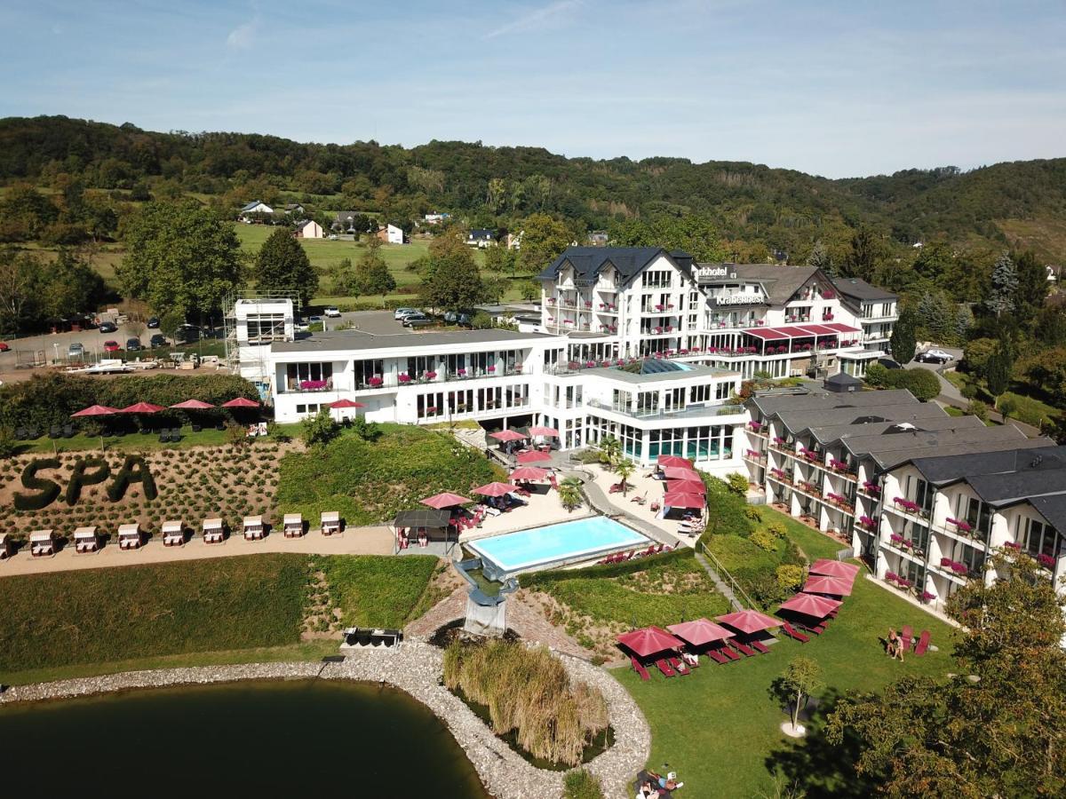 Moselstern Parkhotel Kraehennest Loef Exterior photo